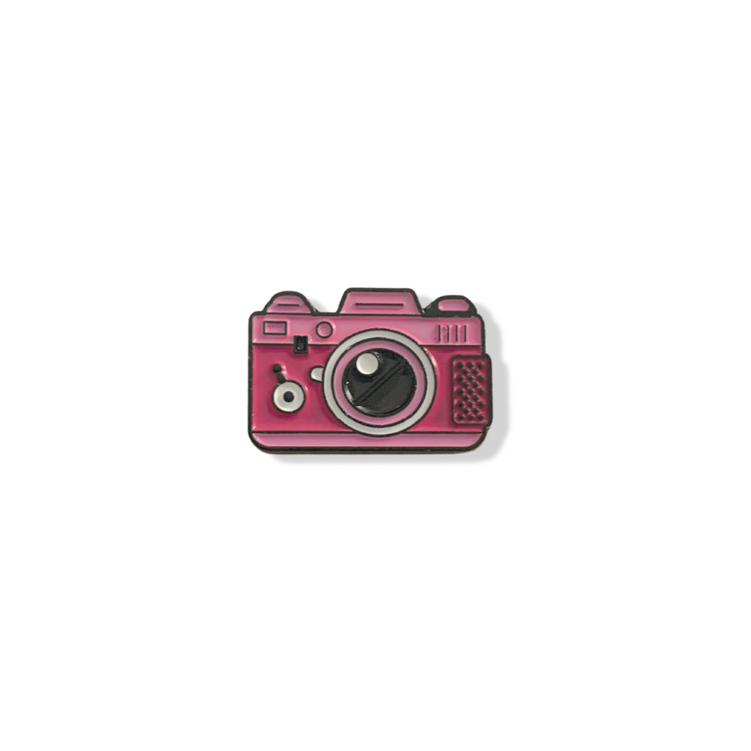 'Rosa Kamera' Pin